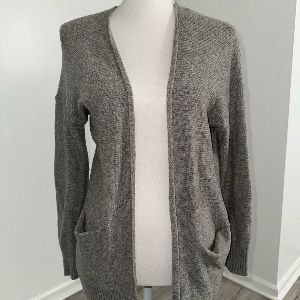 Grey American Eagle Outfitters Cardigan Size Medium Back Detail Coquette‎